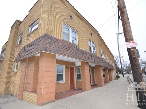 300 W Seymour Ave