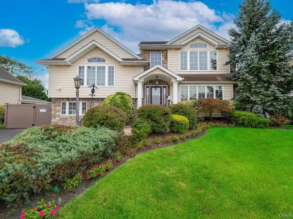 159 Murray Drive, Oceanside, NY 11572