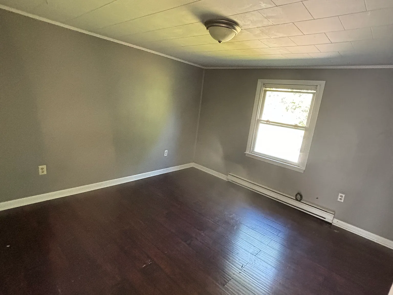 2 bed, 1000 sqft, $1,650 — Photo 3