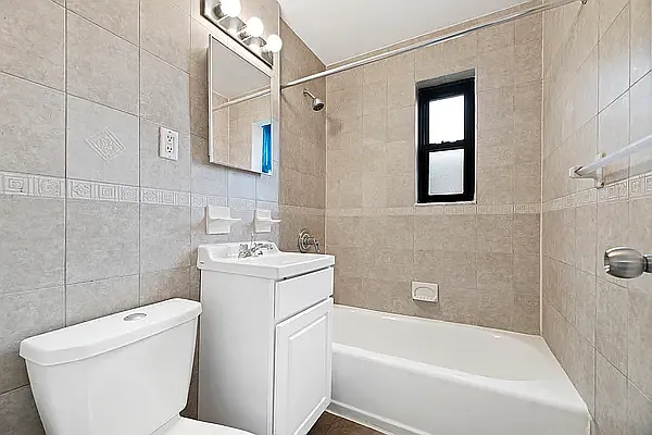 Rented by REAL New York | media 5