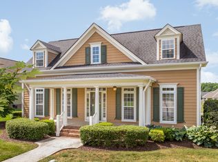 8403 Front Gate Cir, Ooltewah, TN 37363
