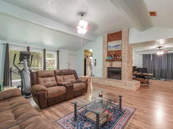 3627 Cheaney Dr, Houston, TX 77066