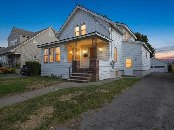 310 Willumae Dr, Syracuse, NY 13208
