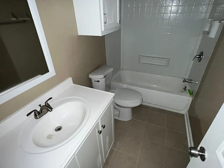 9B River Oaks Pl — Photo 8