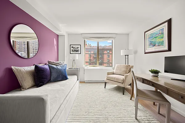 Sold by Corcoran | media 19