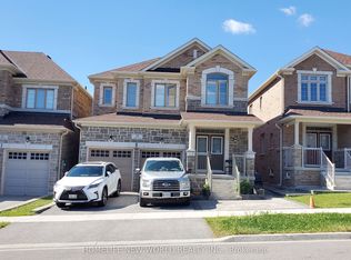 28 Fallharvest Way, Whitchurch Stouffville, ON L4A4V8