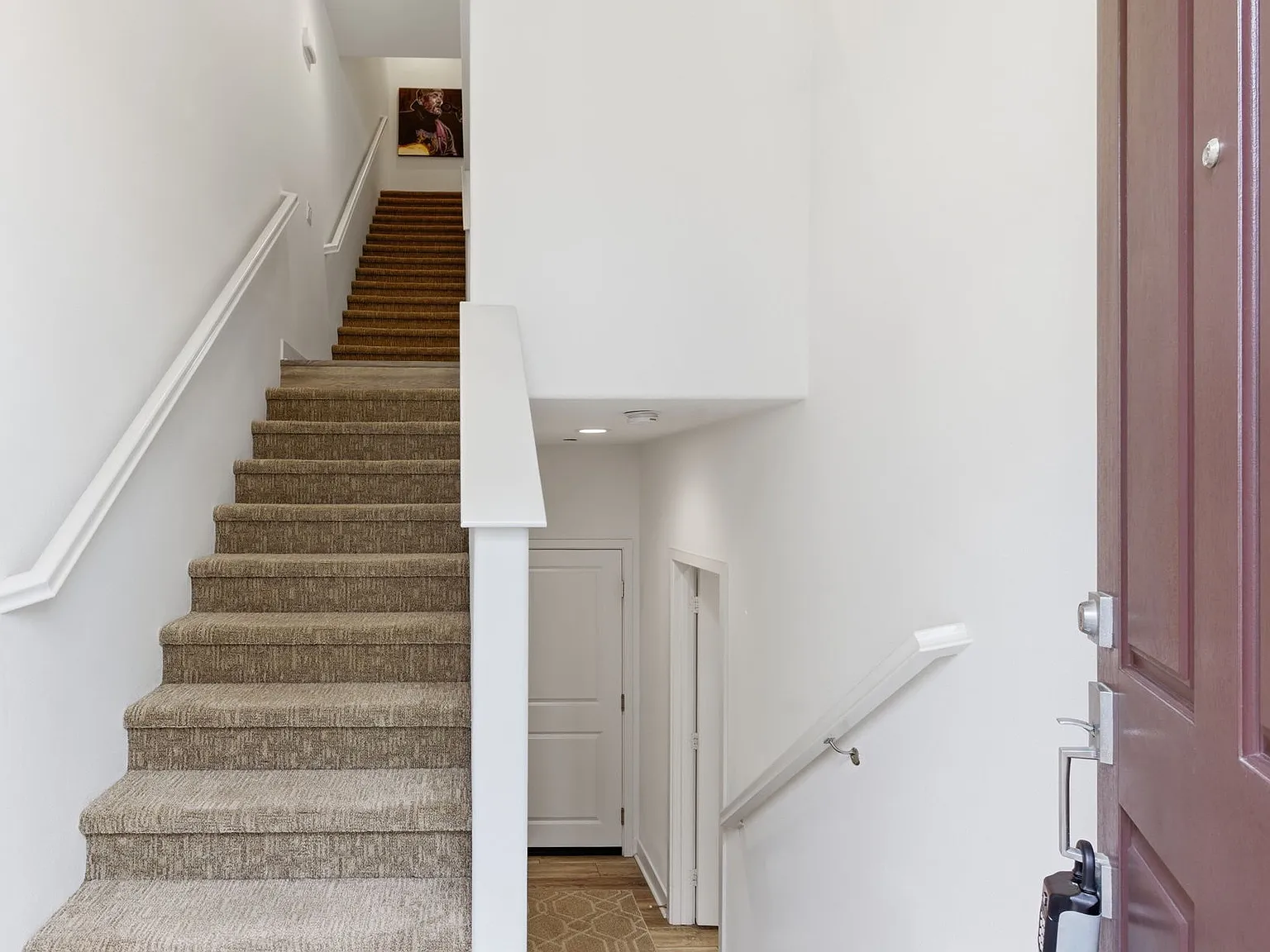 3 bed, 3.5 bath, 1724 sqft, $3,600 — Photo 3