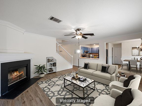 4th image of 2114 Milan Dr