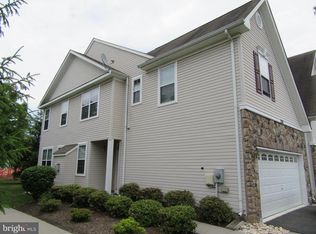 206 Concord Pl, Pennington, NJ 08534