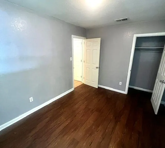 3221 Beacon St — Photo 14