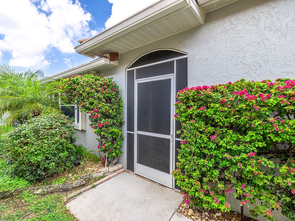 2nd image of 2095 Bonisle Circle
