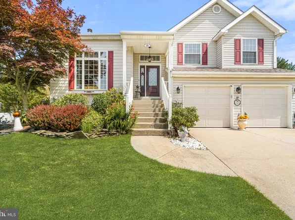 45 Deerfield Cir, Sewell, NJ 08080