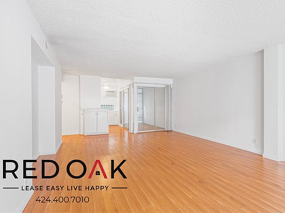 2nd image of 511 1/2 N Kenmore Ave #108