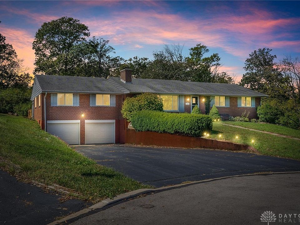1st image of 215 Sheldon Dr