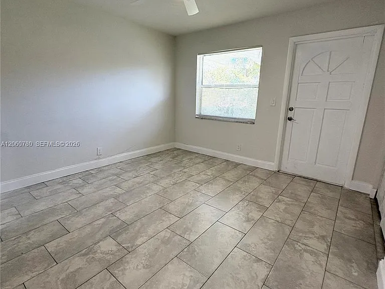 4119 Woodside Dr #2 — Photo 6