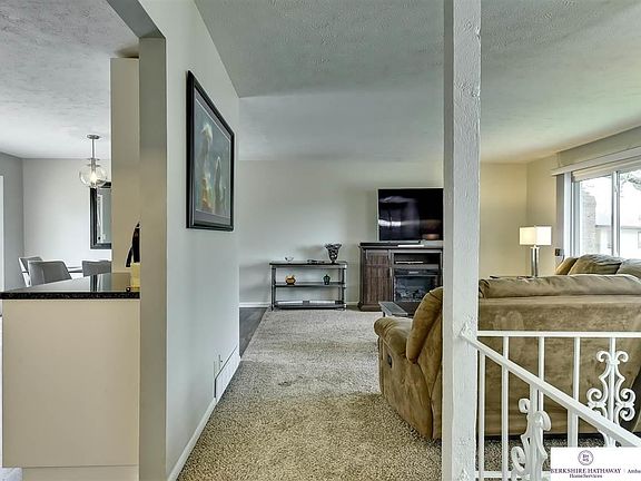 4th image of 5006 N 113th Cir