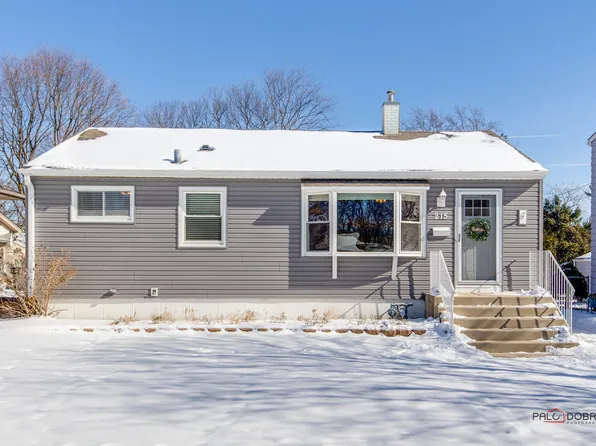 215 N Marion Ave, Bartlett, IL 60103