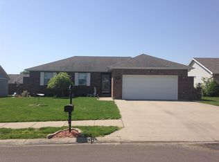 1804 Deer Run Ave, Clinton, MO 64735