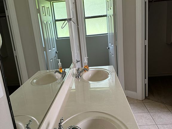 2nd image of 12049 Cypress Ridge Dr