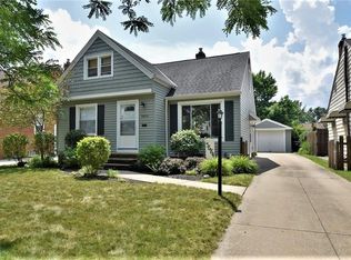 5684 Cherokee Dr, Lyndhurst, OH 44124