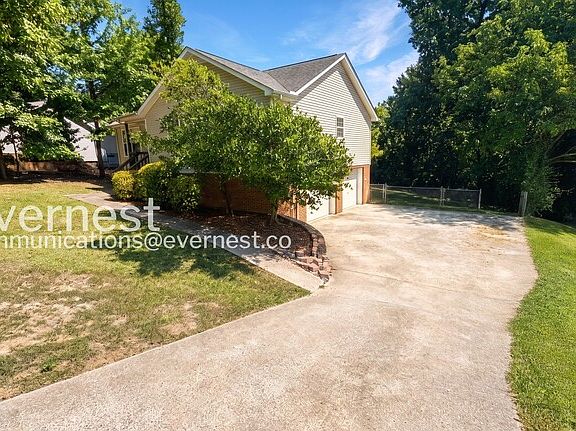 2nd image of 9406 W Ridge Trail Rd