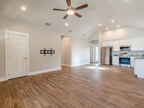 5th image of 1189 Mountain View Dr