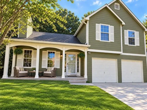 4652 Grove Ct, Acworth, GA 30101