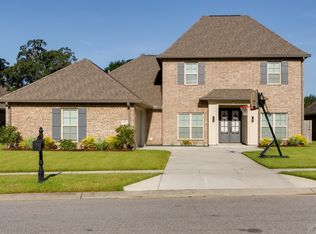 18107 River Landing Dr, Prairieville, LA 70769