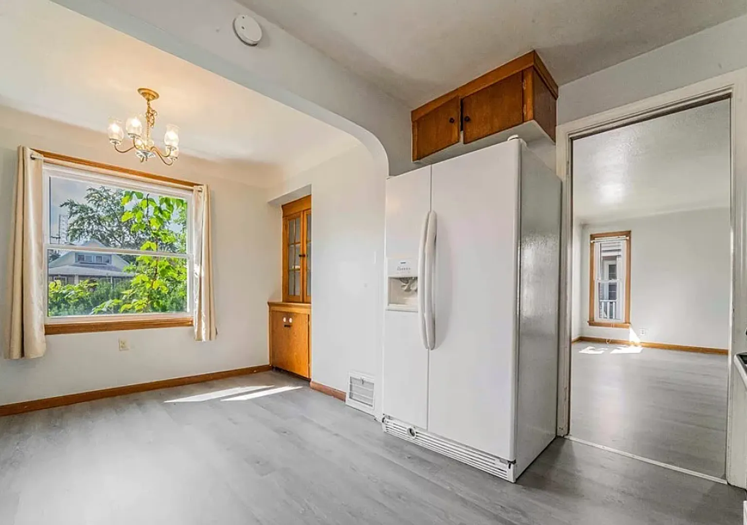 3 bed Garfield cape cod now available — Photo 2