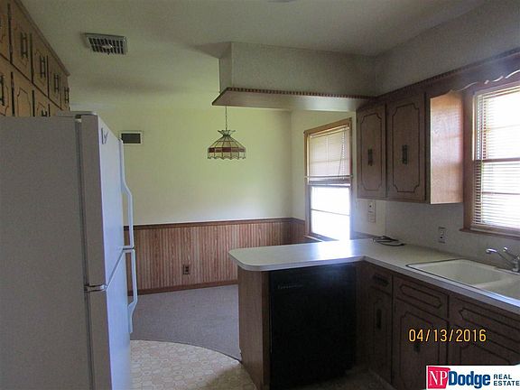 4th image of 3520 N 205th St
