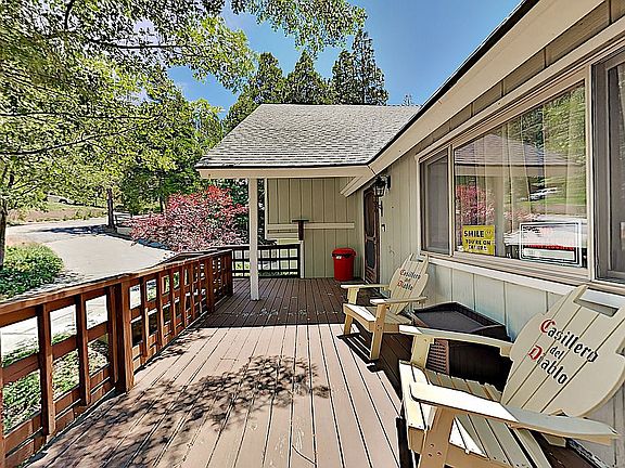 3rd image of 26961 Grass Valley Ln