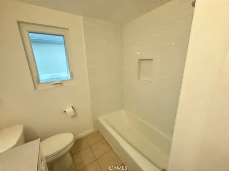1116 Barbara St #G — Photo 6