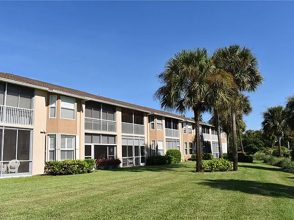 4th image of 26631 Clarkston Dr #107