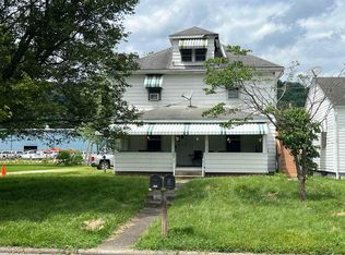 3900 Crane Ave, Huntington, WV 25705