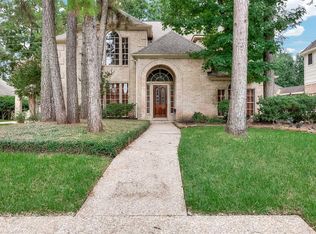 6827 Cherry Hills Rd, Houston, TX 77069