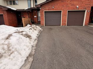42 Foster Cres #42, Brampton, ON L6V 3M7