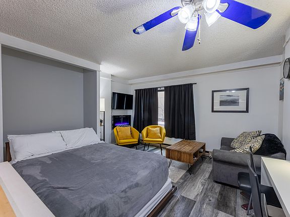 4th image of 862 Silver Creek Dr #1102