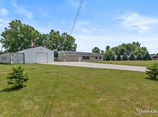 2404 Dean Dr, Ionia, MI 48846