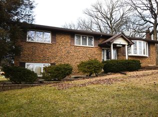 11440 German Church Rd, Willow Springs, IL 60480