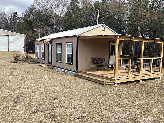 4th image of 32546 Jasper Rd