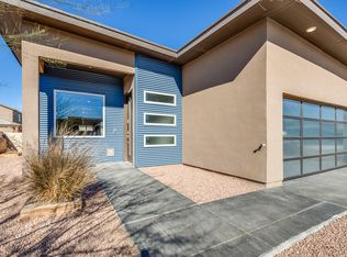 14817 Sunny Land Ave, El Paso, TX 79938
