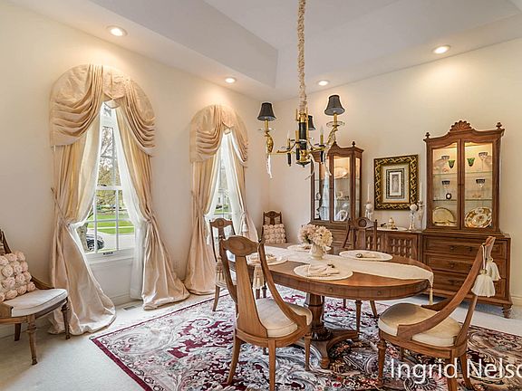 4th image of 3855 Bridgestone Dr NE