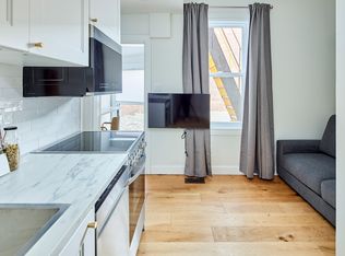 327 Catherine St #772258, Ottawa, ON K1R5T4