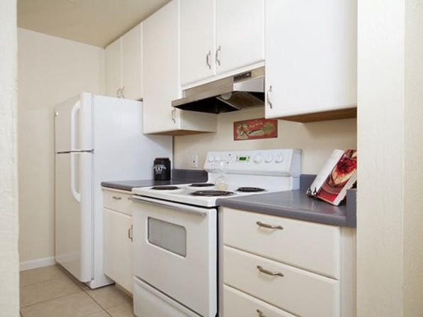 300-320 Parker Ave #22