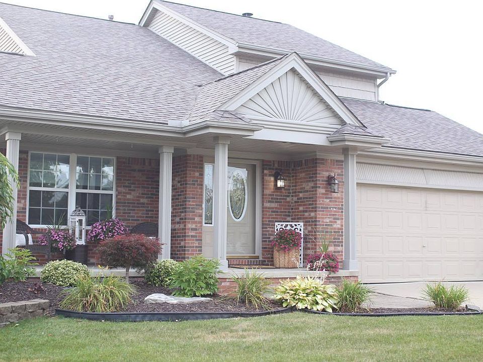 1st image of 23220 Brentwood Dr #121