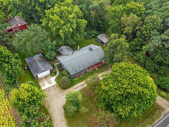2nd image of 15747 Coral Rd