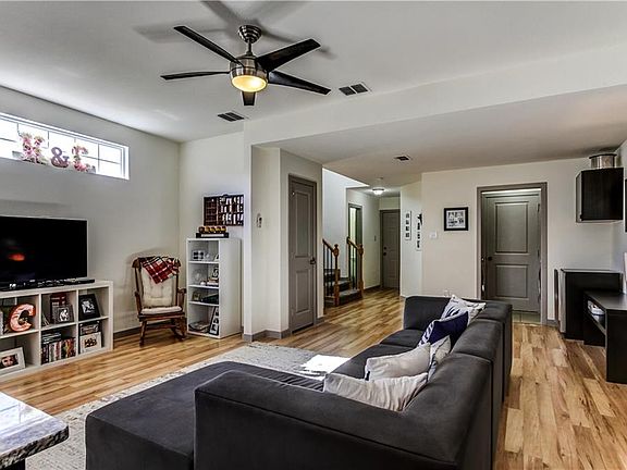 4th image of 4000 Vista Mar Dr