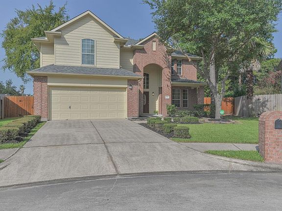 5th image of 13102 Yaupon Holly Ln