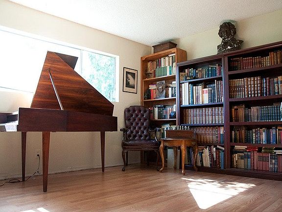 5th image of 4515 San Taela Ct