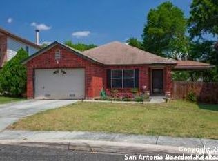 6723 Honeyridge Ln, San Antonio, TX 78239